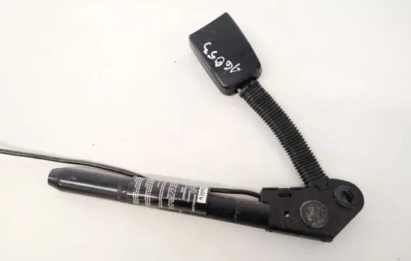 Ford Focus Front seatbelt 98aba61208bf