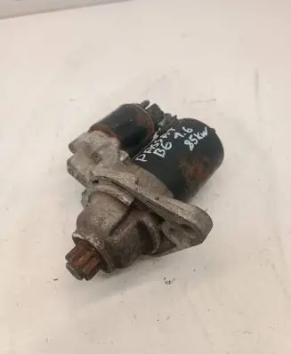Volkswagen PASSAT B6 Starter motor 021911023