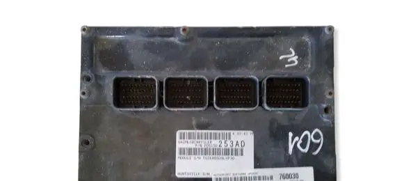 Chrysler Town u0026 Country V Engine control unit/module P05150253AD
