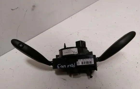 Volkswagen Polo Wiper turn signal indicator stalk/switch 203257ATW