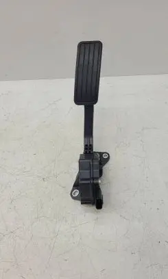 Subaru Outback (BS) Accelerator throttle pedal 36010AL091