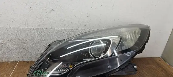 Opel Zafira C Headlight/headlamp 