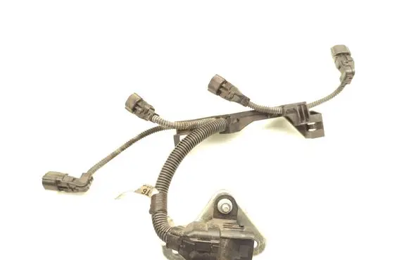 Lexus ES 250 - 300 - 330 Fuel injector wires 821263350B 821263350