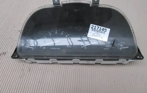 Subaru Impreza I Speedometer (instrument cluster)