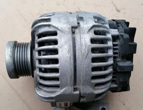 Volvo S60 Generator/alternator 0985001