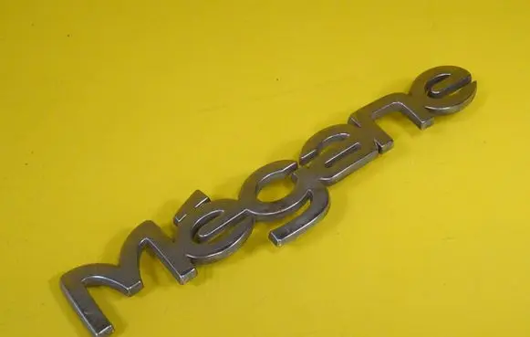 Renault Megane I Manufacturers badge/model letters 7700845989