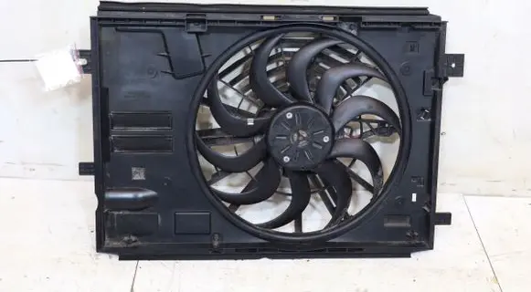 Peugeot 3008 II Air conditioning (A/C) fan (condenser) 