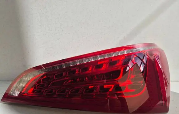 Audi Q5 SQ5 Rear/tail lights 8R0945094A