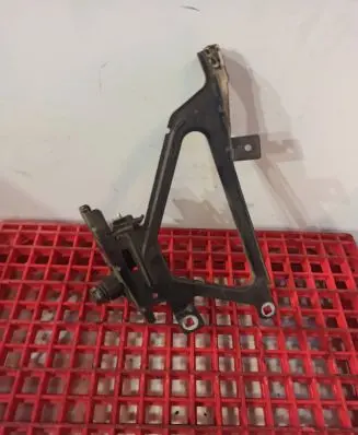 BMW 7 F01 F02 F03 F04 Radiator support slam panel bracket 7184179