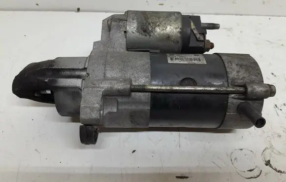 Opel Insignia A Starter motor 55570068