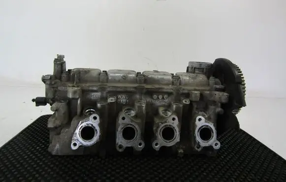 Volkswagen Lupo Engine head 