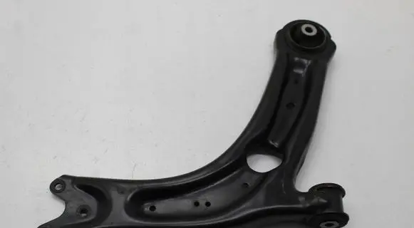 Volkswagen Tiguan Front lower control arm/wishbone 3Q0407154B