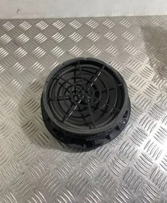 Audi A4 S4 B9 Front door speaker 8W0035415