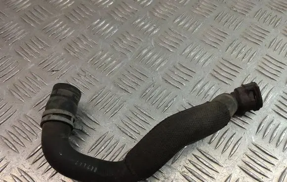 BMW 5 F10 F11 Engine coolant pipe/hose 7619694