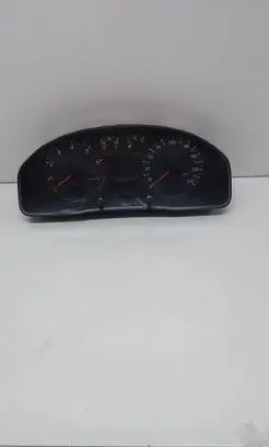 Audi A4 S4 B5 8D Speedometer (instrument cluster) 8D0920900B