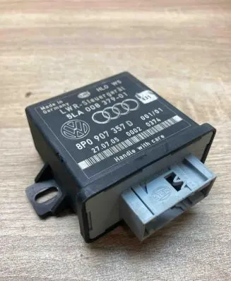 Audi A6 S6 C6 4F Light module LCM 8P0907357D 5LA008379