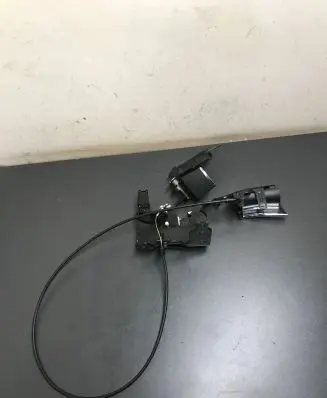 Mercedes-Benz E W212 Seat back rest lock catch A2129200276 772610