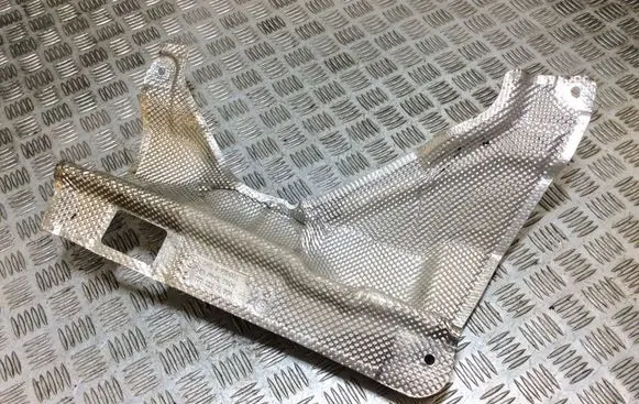 Exhaust heat shield