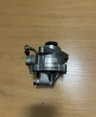 Mitsubishi Pajero Vacuum pump 2020A019