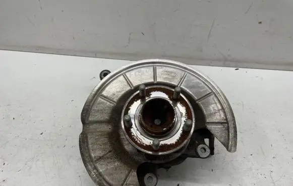 Ford Focus Rear wheel hub JX612K317