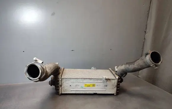 Hyundai i30 Intercooler radiator 28270-2A570