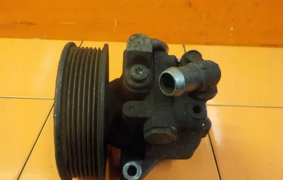 Ford Transit Power steering pump CC113A696BB