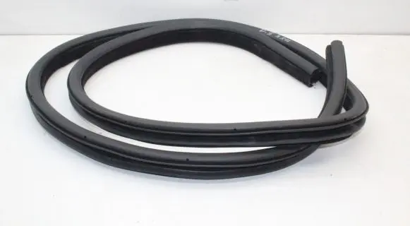 Jaguar XF X250 Rubber seal rear door 