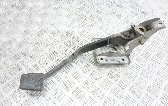 Toyota Corolla E90 Brake pedal 