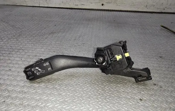 Volkswagen Golf V Indicator stalk 1K0953513Q