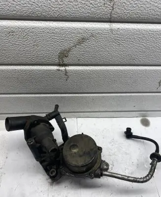 Ford Mondeo Mk III Vacuum pump 72245410B