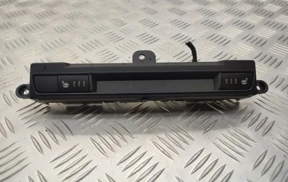 Mazda 2 Seat heating switch 4LDHC6 0624599