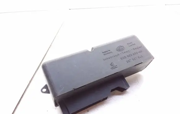Volkswagen PASSAT B3 Other devices 00585600 357907041