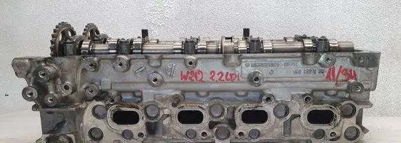 Mercedes-Benz B W246 W242 Engine head r651016