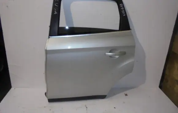 Ford Kuga I Rear door