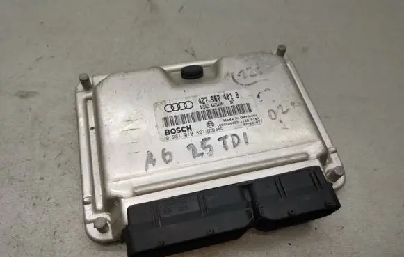 Audi A6 S6 C5 4B Engine control unit/module 4Z7907401B 0281010897