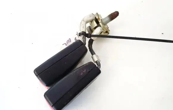 Saab 9-5 Middle seatbelt buckle (rear) 1k0857739d