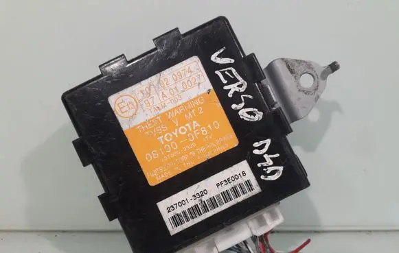 Toyota Corolla Verso AR10 Alarm control unit/module 081900F810