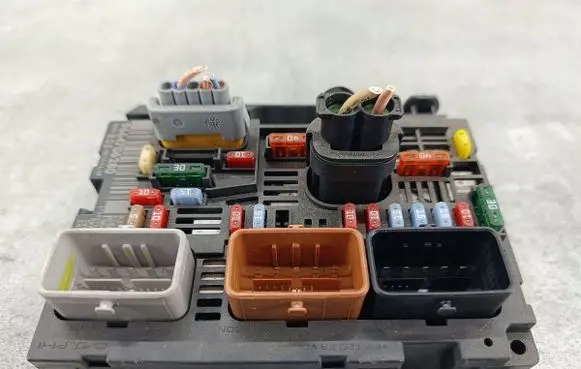 Peugeot 308 BSM Control unit