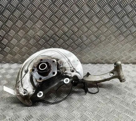 Audi A5 Front wheel hub 8W0407241F 8W0615311E