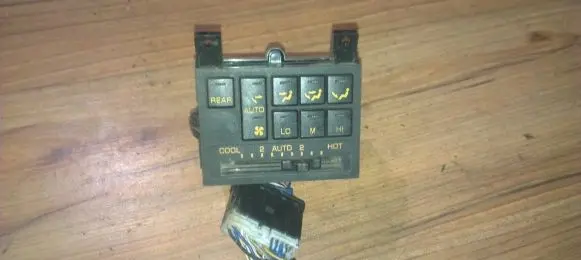 Mitsubishi Pajero Climate control unit mb813328 146430-2003