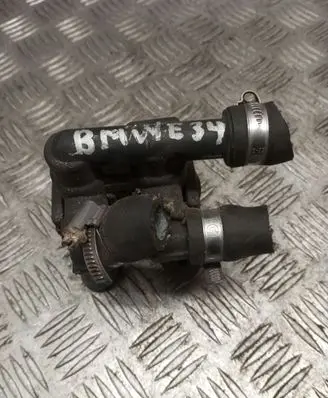 BMW 5 E34 Coolant heater control valve 1382299