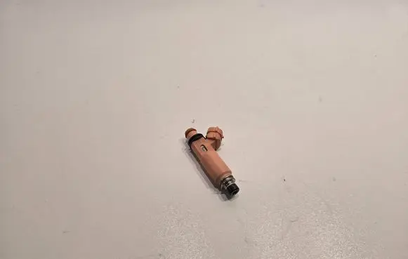 Fuel injector