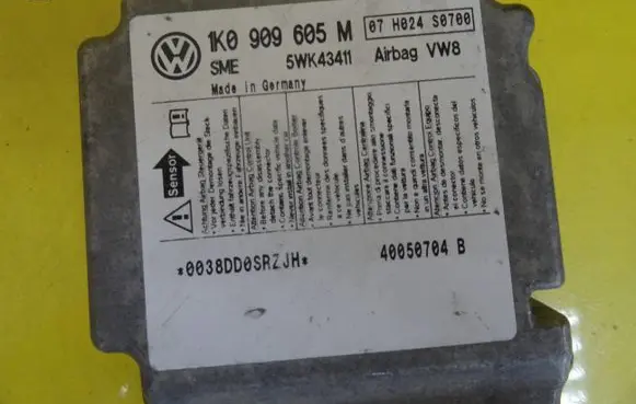 Skoda Octavia Mk2 (1Z) Airbag control unit/module 1K0909605M 5WK43411
