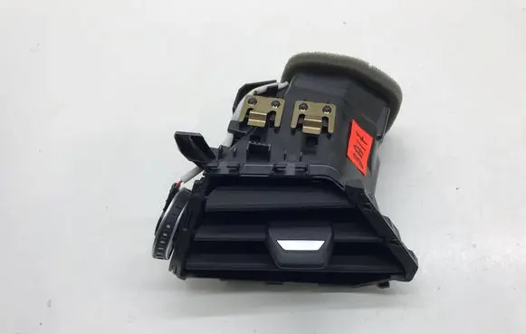 BMW 3 G20 G21 Dashboard glove box trim 6848620 539439