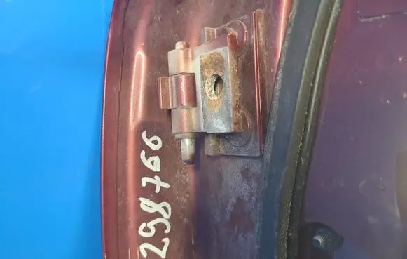 Volvo XC70 Front door hinge set 30784908