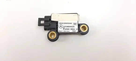 Mercedes-Benz ML W163 Airbag deployment crash/impact sensor MRSA4M A1638200226