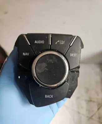 Opel Insignia A Multifunctional control switch/knob 13310070 211447