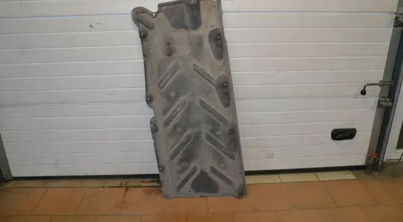 Mercedes-Benz A W176 Center/middle under tray cover A2466840200 7503RR