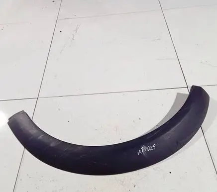 Mini One - Cooper R50 - 53 Front arch trim 