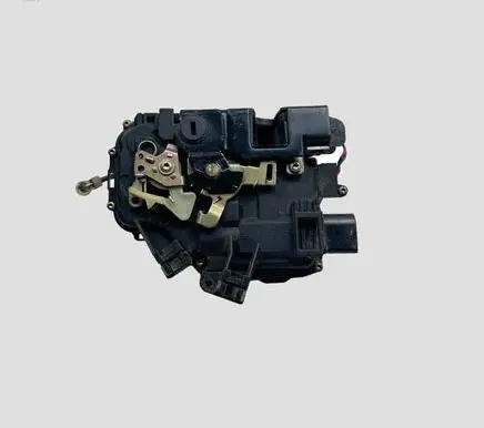 Audi A6 S6 C5 4B Rear door lock 4B0839016G